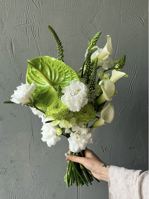 Букет невесты №4  В бело-зеленом цвете