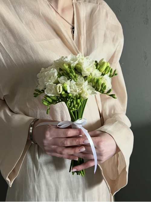 Букет невесты №5 Белая фрезия