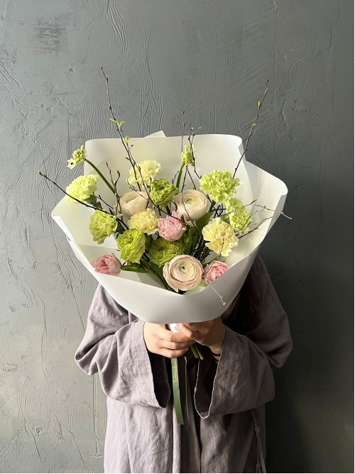 Весенний микс с веточками