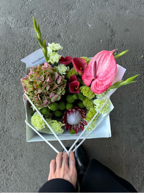 Сборный букет в оттенках осени