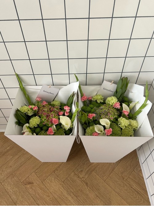 Фирменный букет berezhno (букет в вазу)