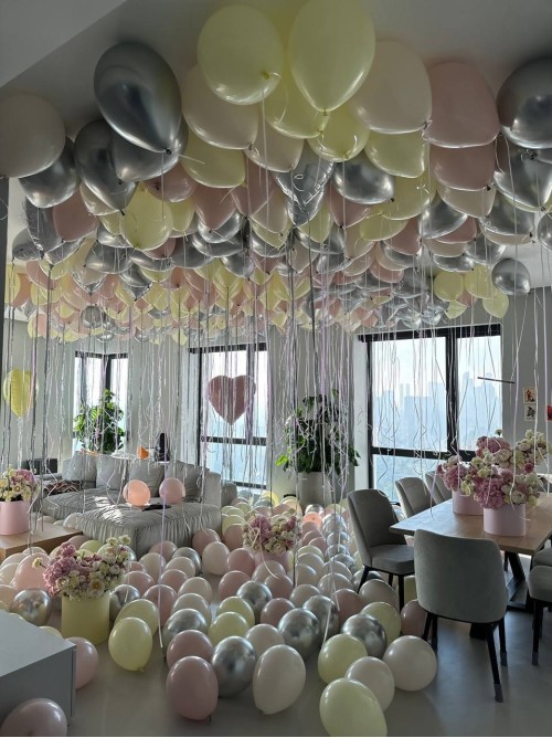 Цветочное оформление с шарами