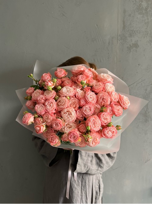 Букет пионовидных роз Бомбастик